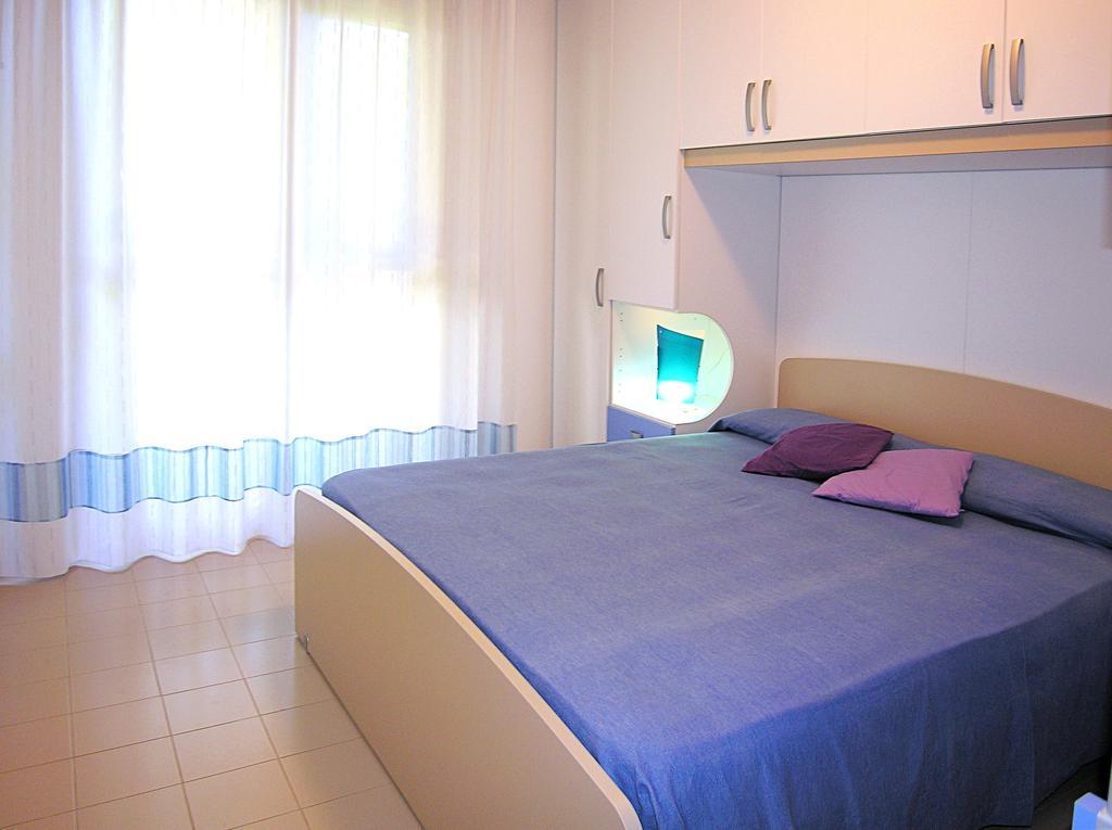 Apartment Gemini con Piscina Bibione Camera foto
