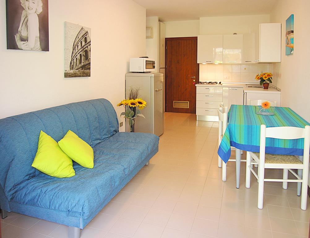 Apartment Gemini con Piscina Bibione Camera foto